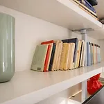 Elegantis Mirabello - Few Step From Historic Center And Vatican Apartment *